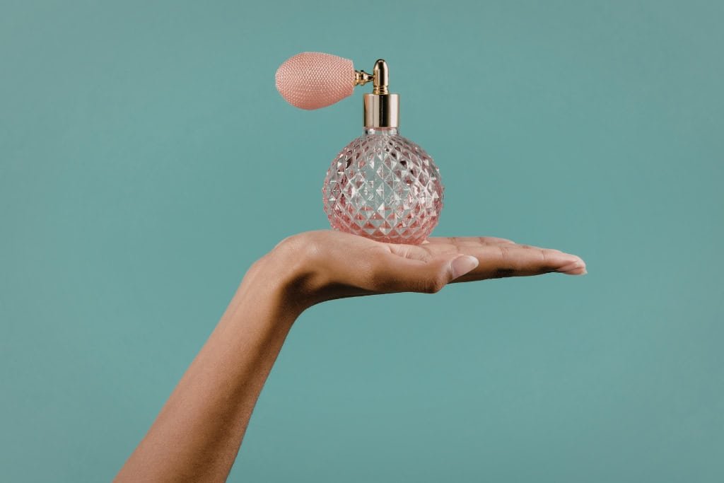Light Vegan Perfumes for Everyday Use UK — How to Find One That Works for You Light Vegan Perfumes for Everyday Use UK